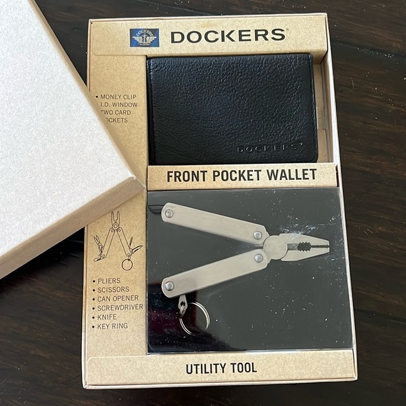 Dockers gift set front pocket wallet ID holder with utility tool - Picture 2 of 9